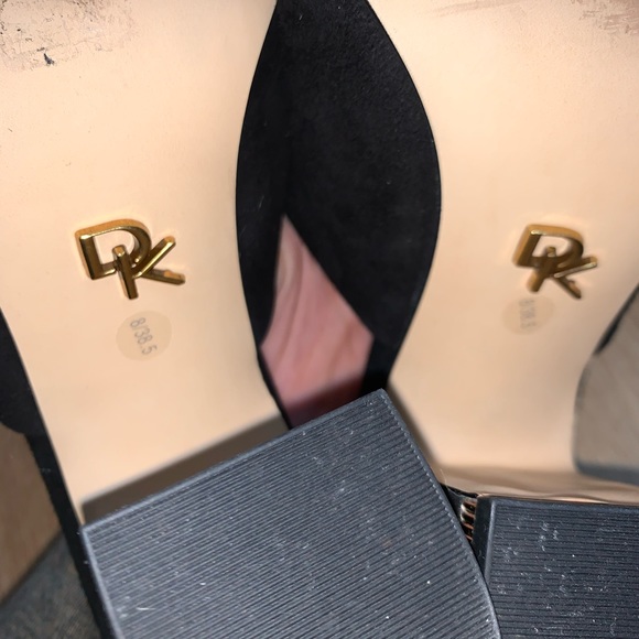 DKNY Hester Mule Black&Gold 🤩 - Picture 6 of 7